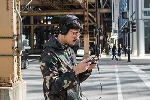 SteelSeries Arctis 3 (2019 Edition) All-Platform Gaming Headset for PC, PlayStation 4, Xbox One, Nintendo Switch, VR, Android, and IOS - Black (Electronic Games) SteelSeries Arctis 3 (2019 Edition) All-Platform Gaming Headset for PC, PlayStation 4, Xbox One, Nintendo Switch, VR, Android, and IOS - Black (Electronic Games)